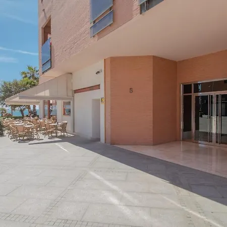 C68 - Seafront Central Appartement *